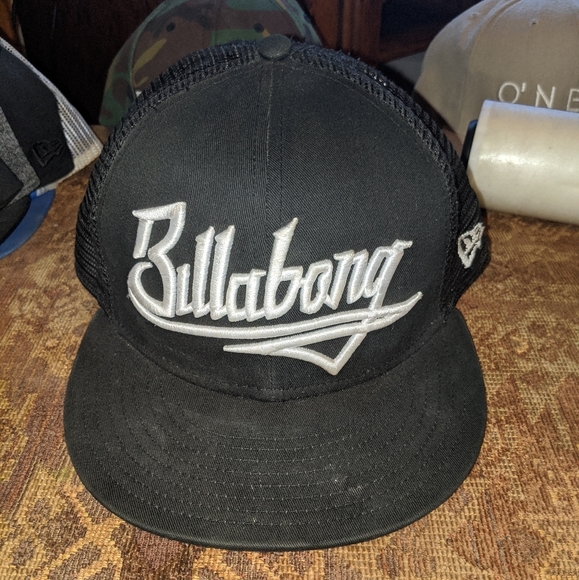 billabong fitted hats